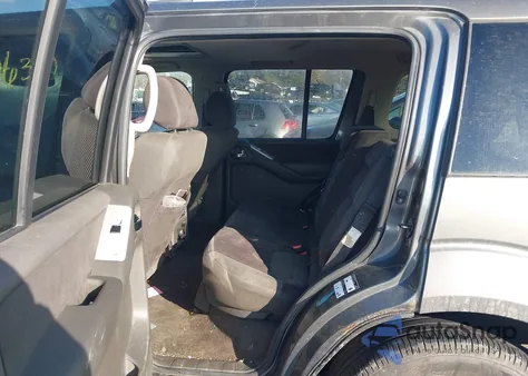 2008 Nissan Pathfinder Se V8 z USA, uszkodzony, nr VIN 5N1BR18B28C617660